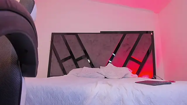 Snapshot of CamilaPreston chatting on 02/11/26, 07:35 CamilaPreston online show from 02/11/26, 07:35