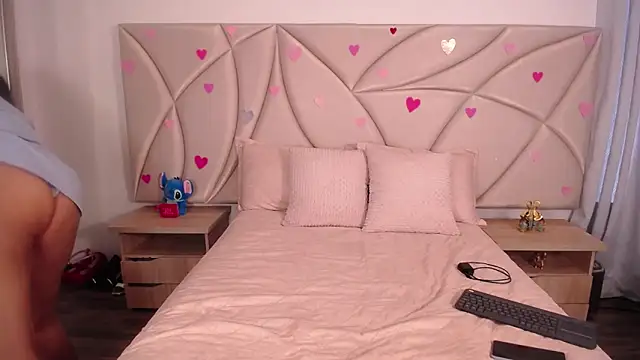 ValleryC online show from 02/21/26, 06:20