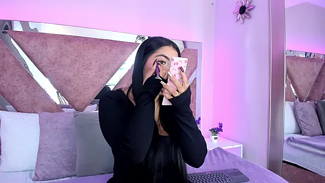 PaulinaDuarte online show from 10/22/25, 12:38