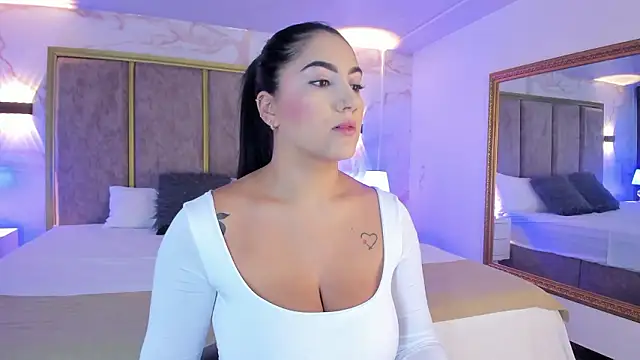 PaulinaDuarte online show from 03/08/26, 12:31