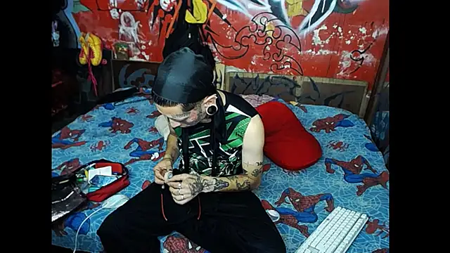 deivid estrada online show from 02/03/25, 05:24