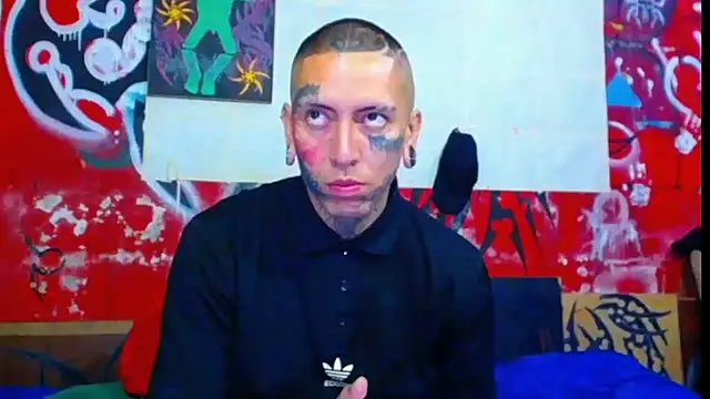 deivid estrada online show from 03/12/26, 04:24