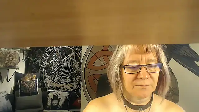 TittenMichelle online show from 10/07/25, 06:43