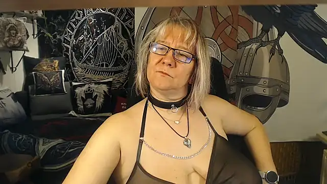 TittenMichelle online show from 11/21/25, 07:23