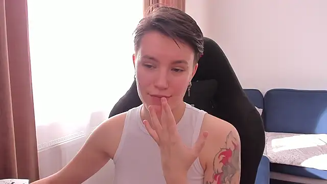 JessieFlower online show from 02/05/26, 08:19