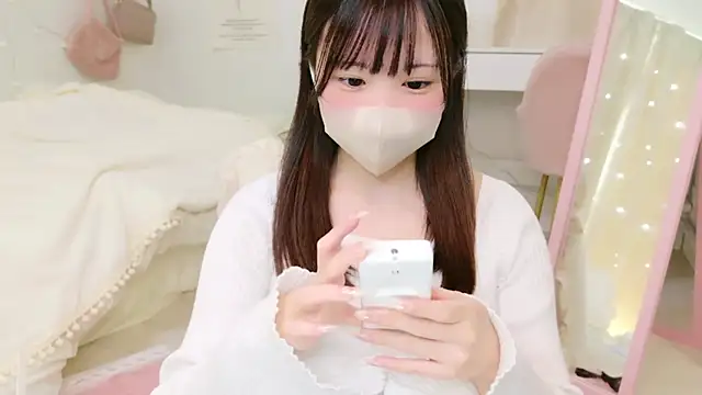 Snapshot of HONO_cha chatting on 03/23/25, 01:09 HONO cha online show from 03/23/25, 01:09