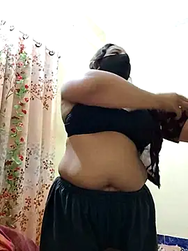 Payel-Sen online show from 02/18/25, 09:09