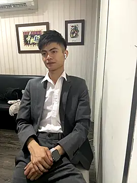 mumuowl online show from 09/17/25, 08:10