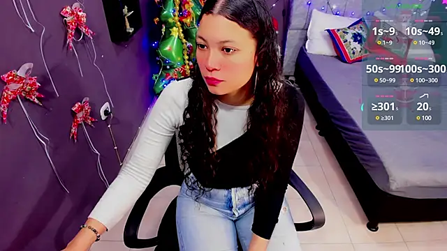 Lana stone  online show from 12/20/24, 03:14