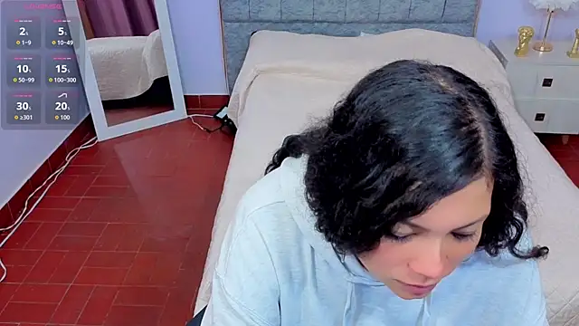 Lana stone  online show from 02/11/26, 03:11