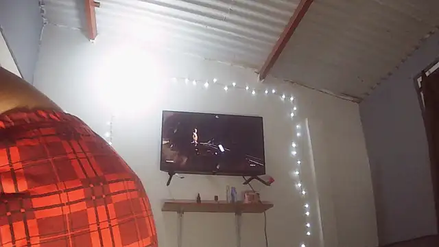 linzeysmith4 online show from 02/21/26, 03:29