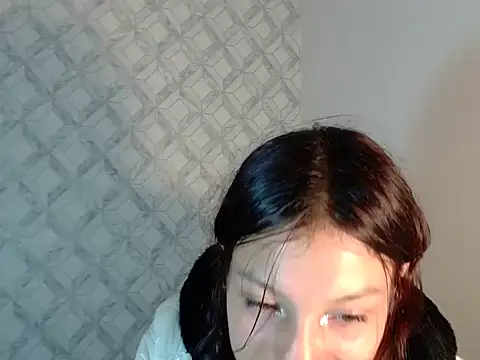 Emma-Wilson online show from 03/07/26, 04:42