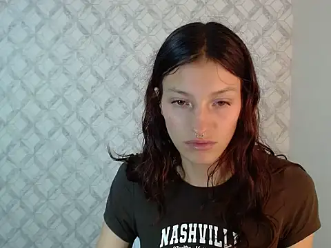 Emma-Wilson online show from 04/15/26, 04:30