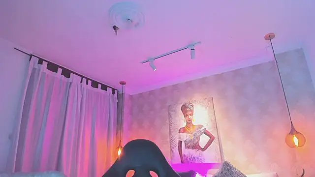 Shantall   online show from 02/12/26, 11:38