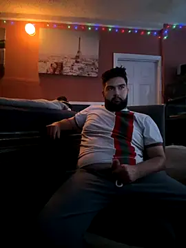 bigdickgio6923 online show from 11/05/25, 04:34