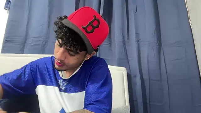 dominic brandd23 online show from 12/19/25, 02:13