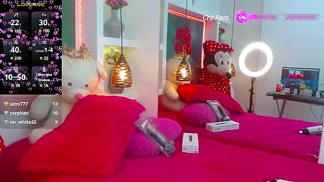 lorenapinto online show from 02/13/25, 04:43