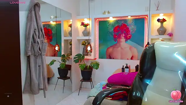 lorenapinto online show from 11/05/25, 02:33