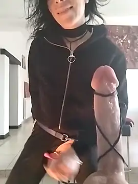 freyamoret online show from 01/08/25, 09:32