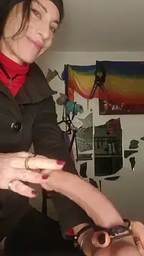 freyamoret online show from 12/18/25, 04:51