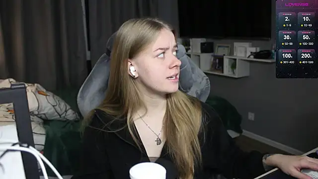 candy maggie online show from 12/05/24, 01:49