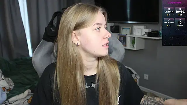 candy maggie online show from 12/10/24, 12:05