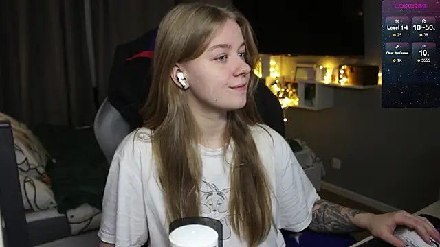 candy maggie online show from 12/26/24, 05:19