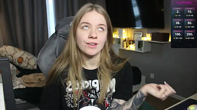 candy maggie online show from 01/06/25, 12:24