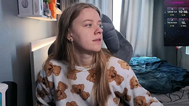 candy maggie online show from 03/17/25, 08:40