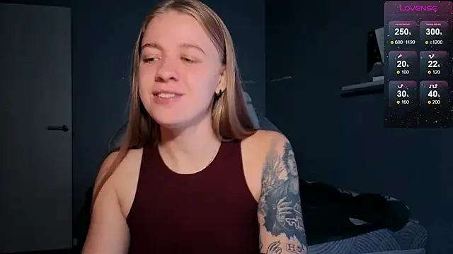 candy maggie online show from 10/20/25, 05:35