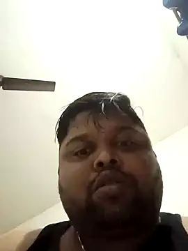 Snapshot of julywwrt chatting on 12/19/24, 04:46 julywwrt online show from 12/19/24, 04:46