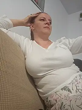 Snapshot of KristenVega chatting on 01/07/25, 07:17 KristenVega online show from 01/07/25, 07:17