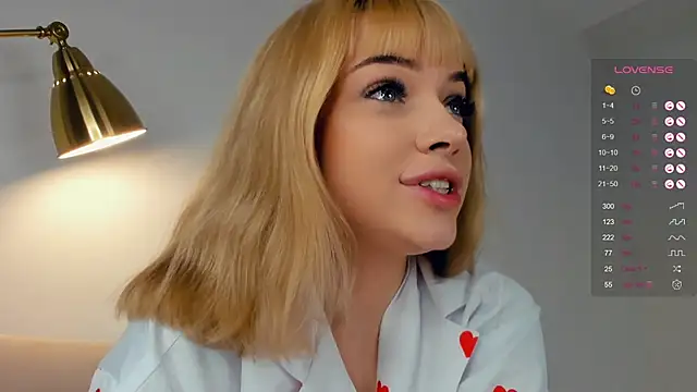 KateDolphin online show from 01/17/25, 11:51