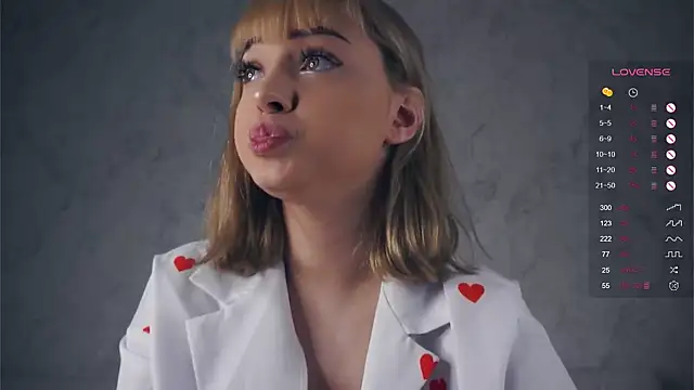 KateDolphin online show from 02/25/25, 08:41