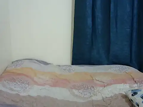 Kariselle- online show from 10/11/25, 07:23