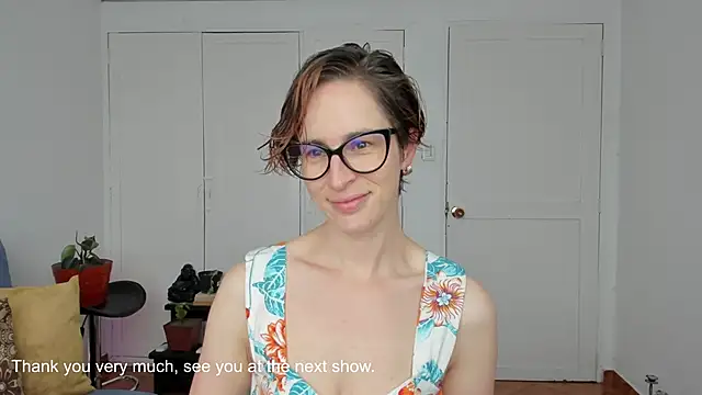 Snapshot of cuddlingbunny chatting on 10/22/25, 03:56 cuddlingbunny online show from 10/22/25, 03:56