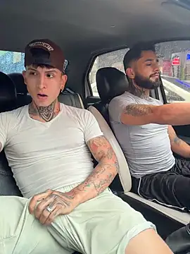 Snapshot of _Tomy08calderon chatting on 10/11/25, 09:24 Tomy08calderon online show from 10/11/25, 09:24