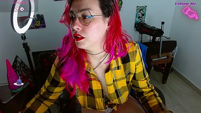 natasha laulau online show from 02/25/25, 12:14