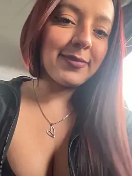 Snapshot of Isa-Jones chatting on 01/31/25, 07:08 Isa-Jones online show from 01/31/25, 07:08