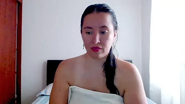 emely sexx20 online show from 11/28/25, 04:42