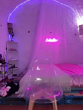 selenaluvv online show from 03/05/25, 06:23