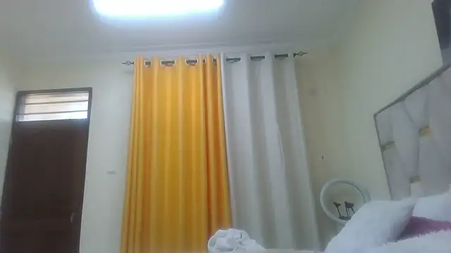 Snapshot of Fine_assie chatting on 02/26/25, 02:57 Fine assie online show from 02/26/25, 02:57