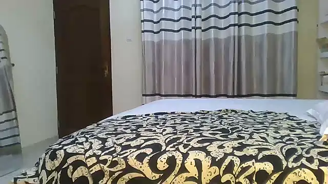 Snapshot of Fine_assie chatting on 06/21/26, 05:59 Fine assie online show from 06/21/26, 05:59