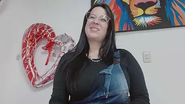 Snapshot of _diana_cute chatting on 10/02/25, 03:46 diana cute online show from 10/02/25, 03:46