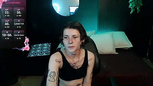 pretty cristal69 online show from 01/18/26, 10:35