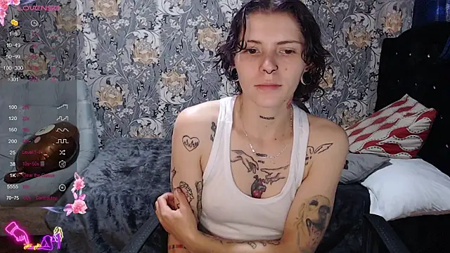 pretty cristal69 online show from 05/17/26, 12:56