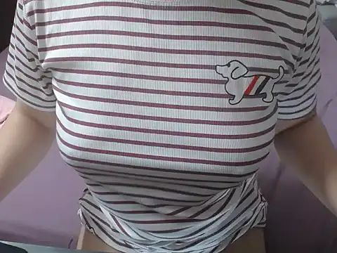 Mochi Soft online show from 04/10/26, 03:50