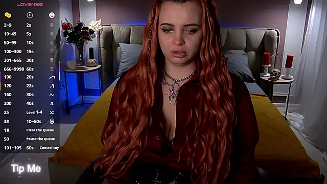 Miss Maya Mils online show from 09/18/25, 01:18