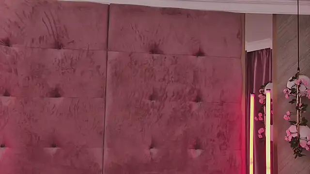 Snapshot of CeylanXO chatting on 03/16/25, 07:48 CeylanXO online show from 03/16/25, 07:48