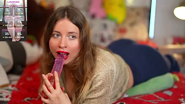 SweetyKitty18 online show from 09/17/25, 03:57